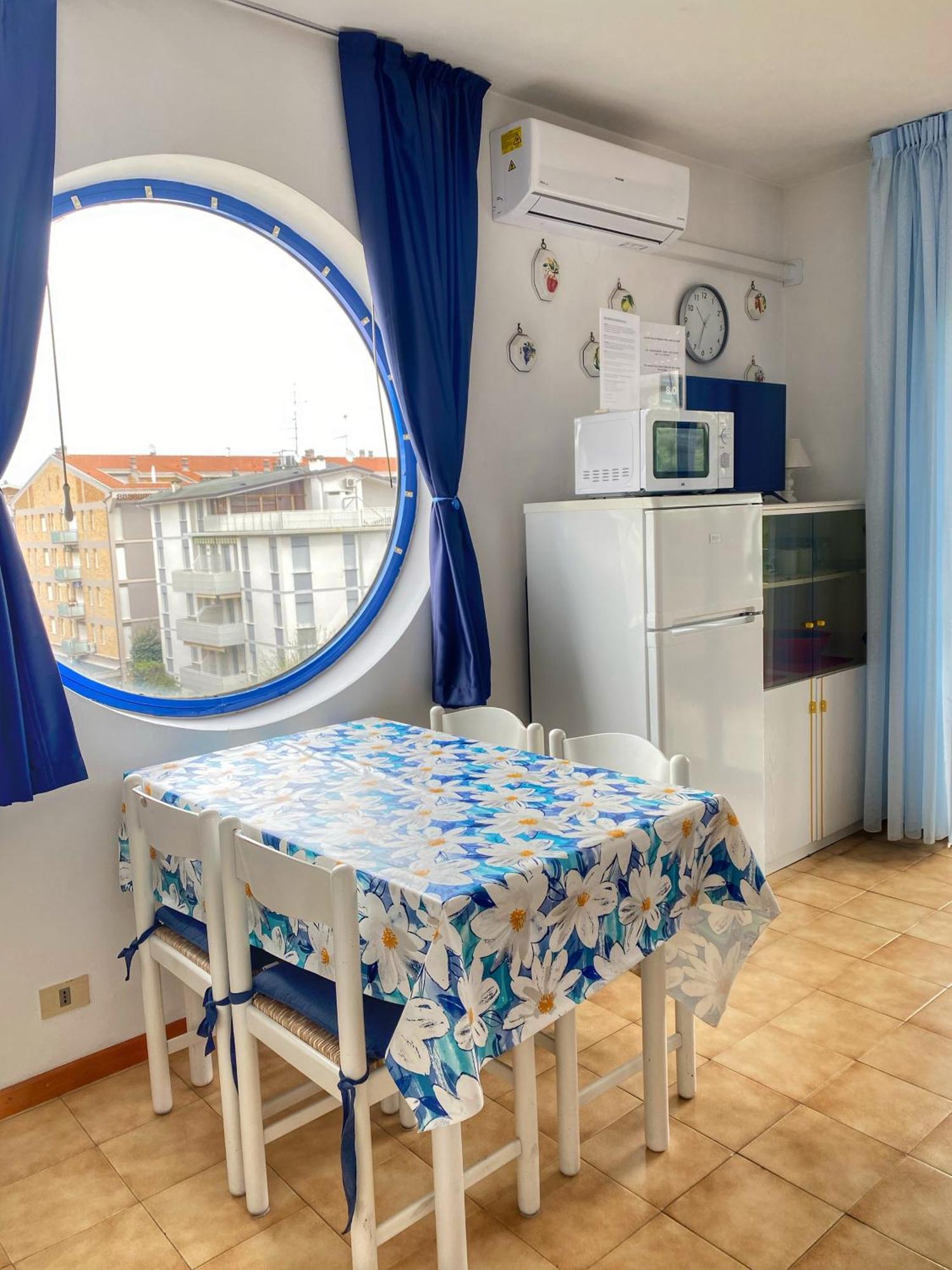 Grazioso Appartamento N 47 A 100Mt Dal Mare Bibione Exterior photo
